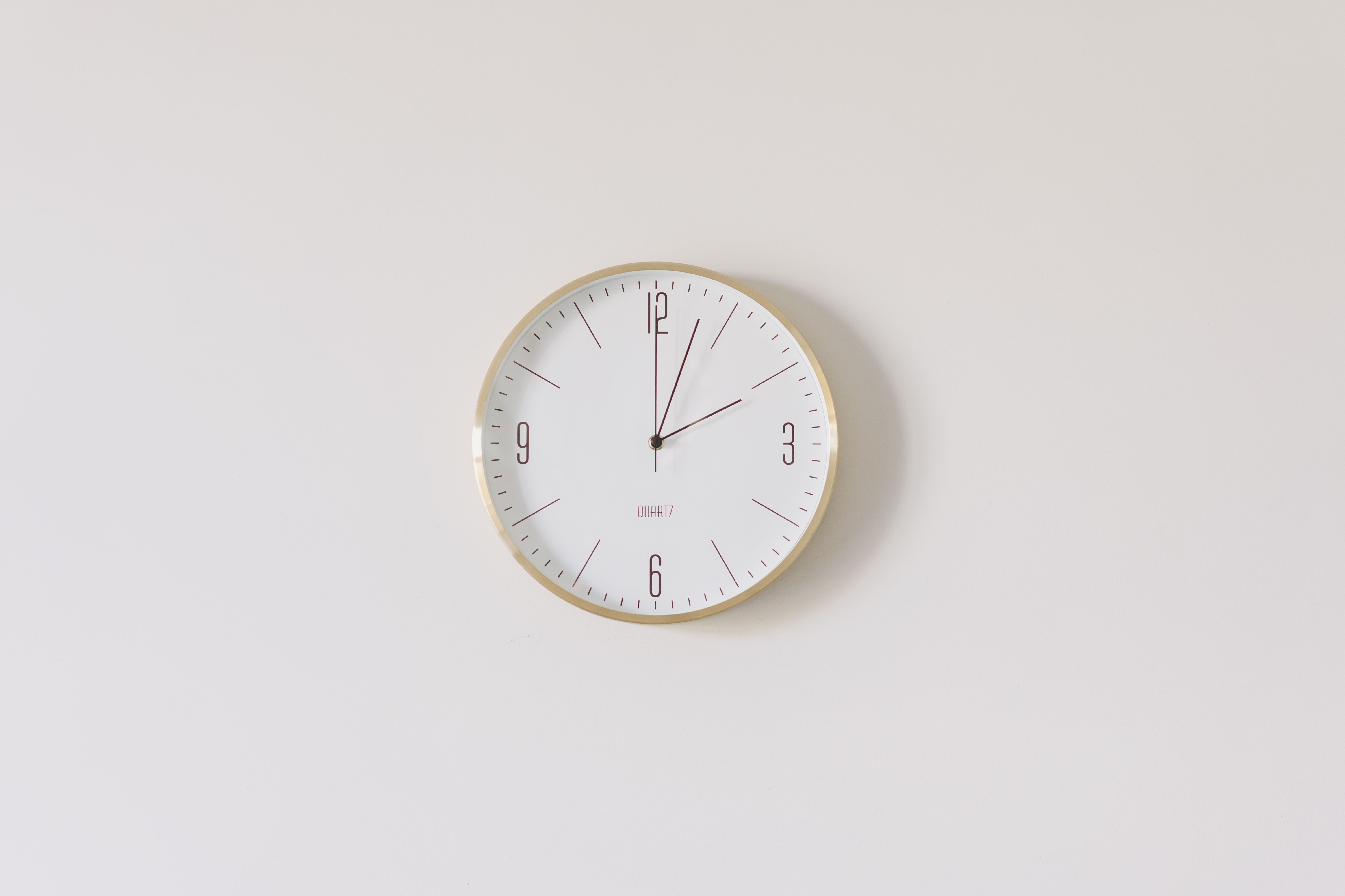 5-Minute Sales Meeting Prep (Without Skipping the Homework)